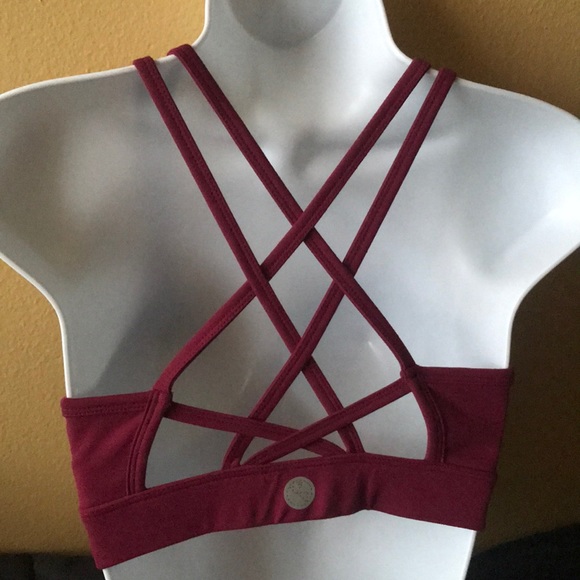 Deep pink dry fit sports bra - Picture 4 of 8
